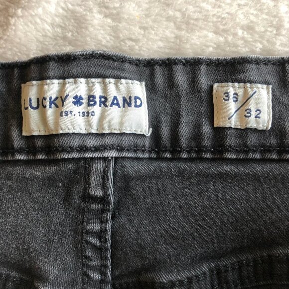 LUCKY Brand Faded Black Distressed Stretch Slim Tapered Jeans Size W36/L32 - Picture 4 of 10